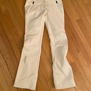 Mountain Force White women’s Ski Pants Size 34